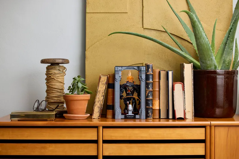 The Lord of the Rings: Balrog Book Nook