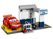 Smokey's Garage