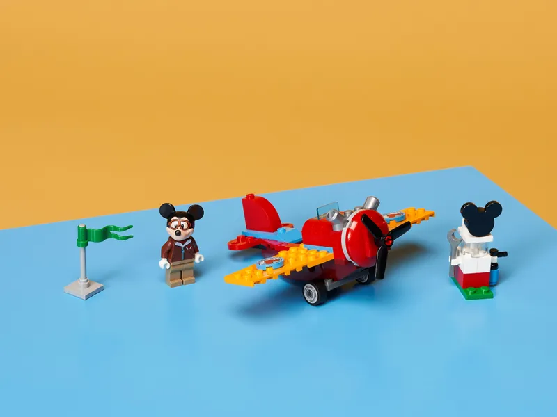 Mickey Mouse's Propeller Plane Mickey Mouse's Propeller Plane