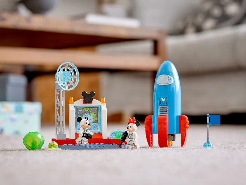 Mickey Mouse & Minnie Mouse's Space Rocket Mickey Mouse & Minnie Mouse's Space Rocket
