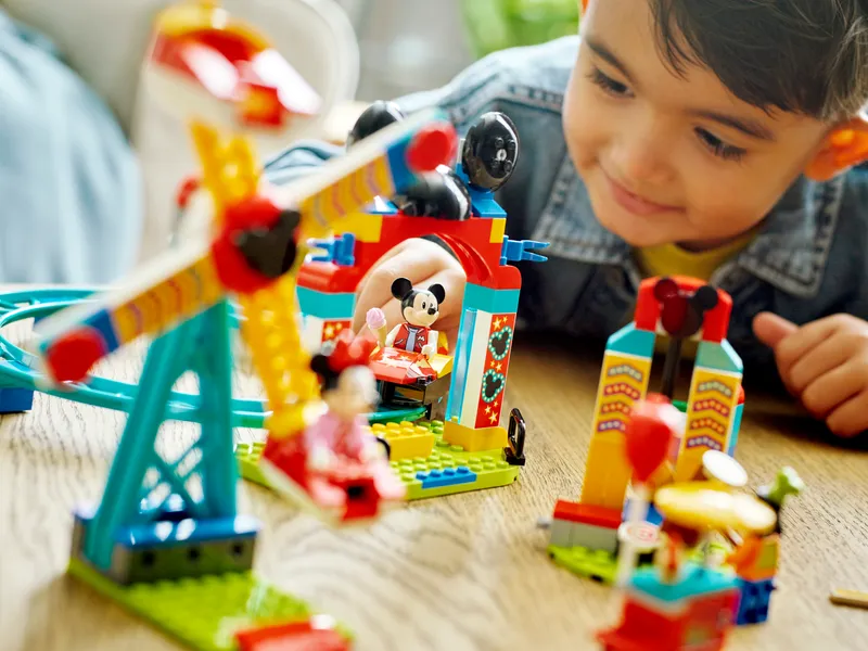 Mickey, Minnie and Goofy's Fairground Fun