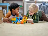 Truck & Tracked Excavator