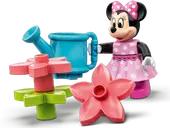 Minnie's House and Café