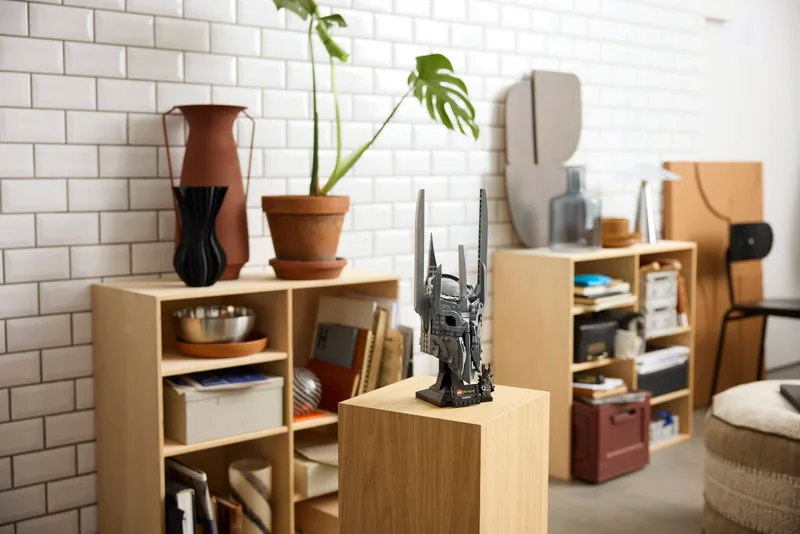 The Lord of the Rings: Sauron's Helmet