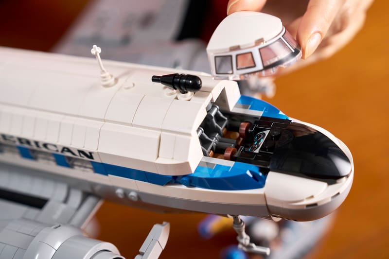 Douglas DC-3 PAN AM Airliner