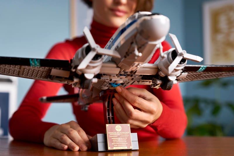 Douglas DC-3 PAN AM Airliner