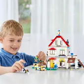 Modular Family Villa
