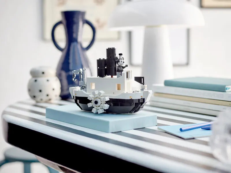 Mini Steamboat Willie Mini Steamboat Willie