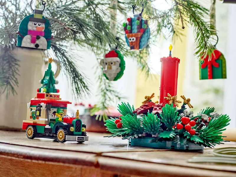Santa's Delivery Truck Santa's Delivery Truck