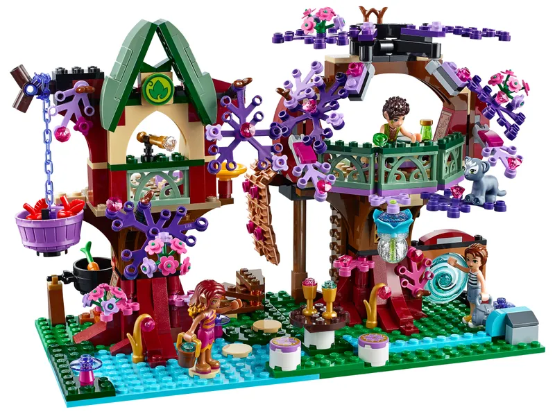 The Elves' Treetop Hideaway The Elves' Treetop Hideaway