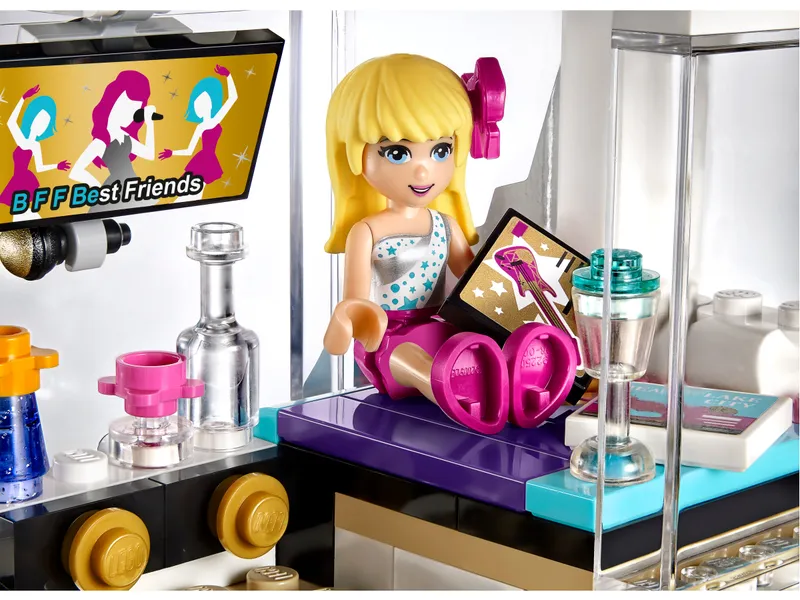Pop Star Tour Bus Pop Star Tour Bus