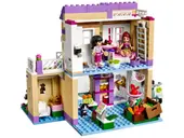 Heartlake Food Market