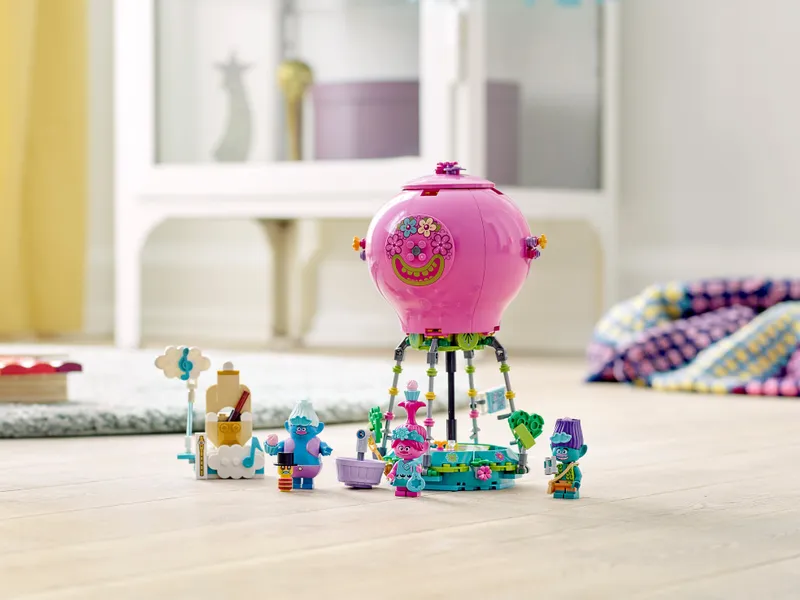 Poppy's Hot Air Balloon Adventure