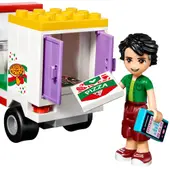 Heartlake Pizzeria