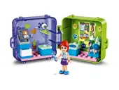 Mia's Play Cube
