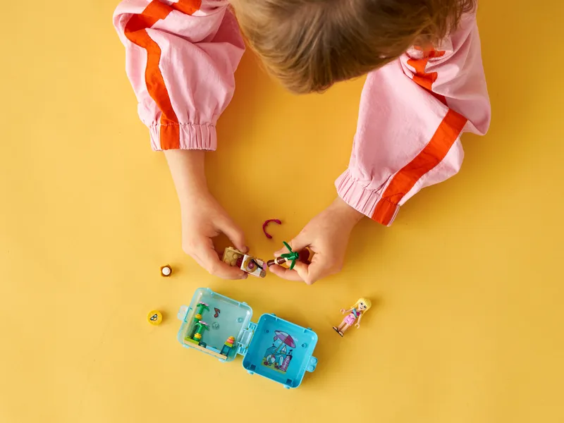 Stephanie's Summer Play Cube