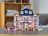 Heartlake City Grand Hotel