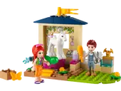 Pony-Washing Stable