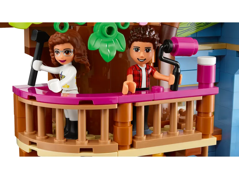 Friendship Tree House Friendship Tree House