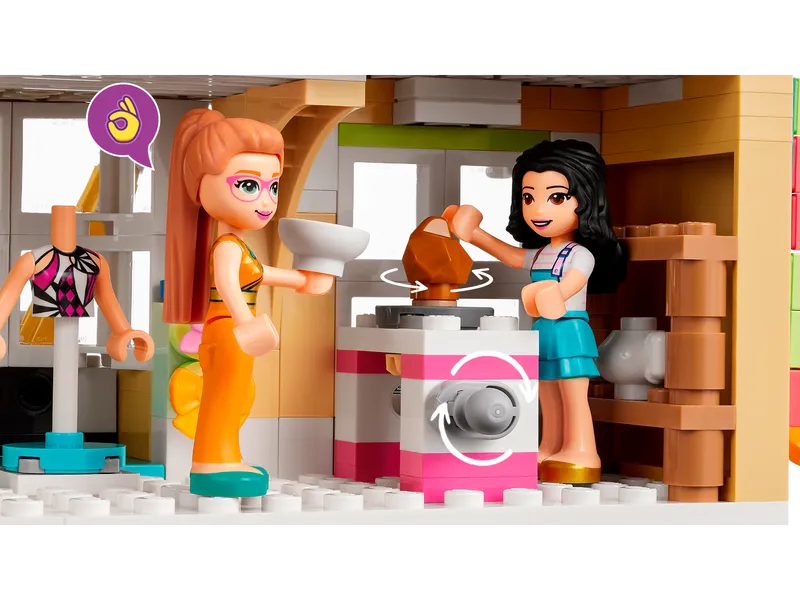 Emma's Art School
