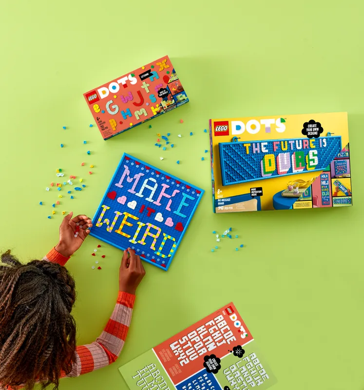 Lots of DOTS – Lettering Lots of DOTS – Lettering