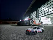 Porsche 911 RSR