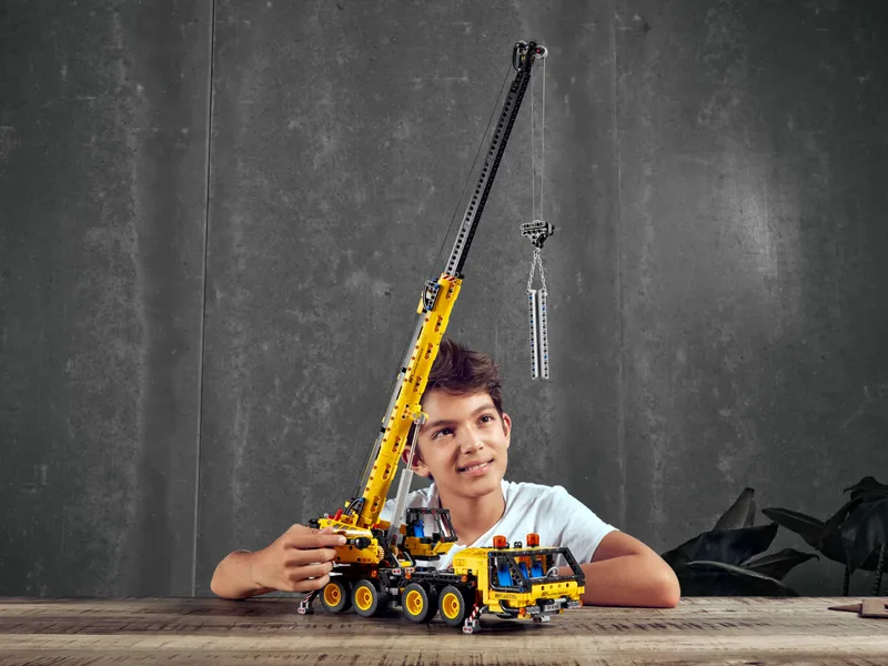 Mobile Crane
