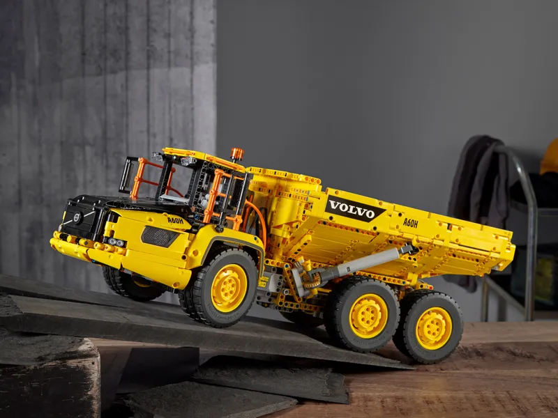 6x6 Volvo Articulated Hauler