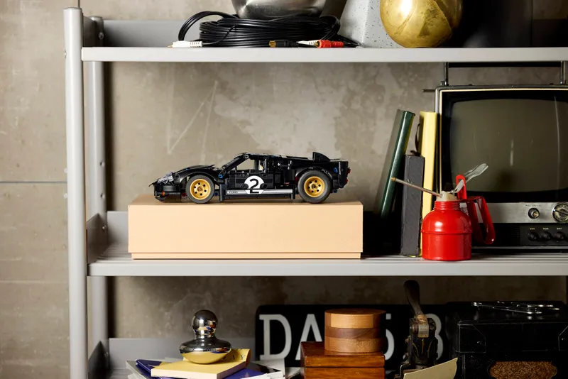 1966 Ford GT40 MKII Race Car