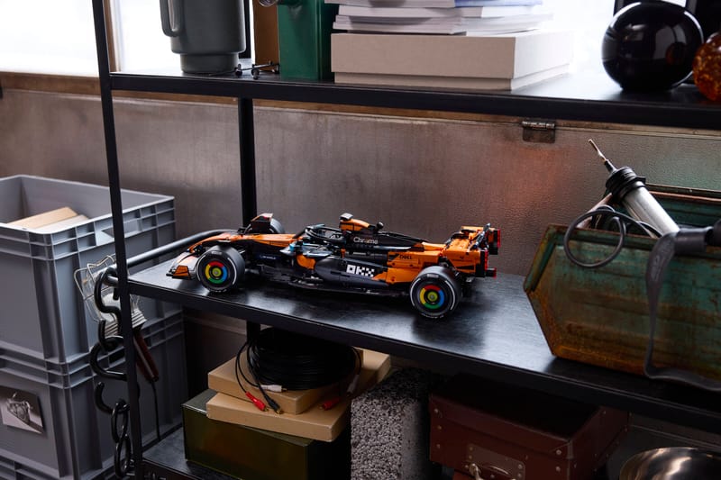 McLaren MCL39 F1 Car