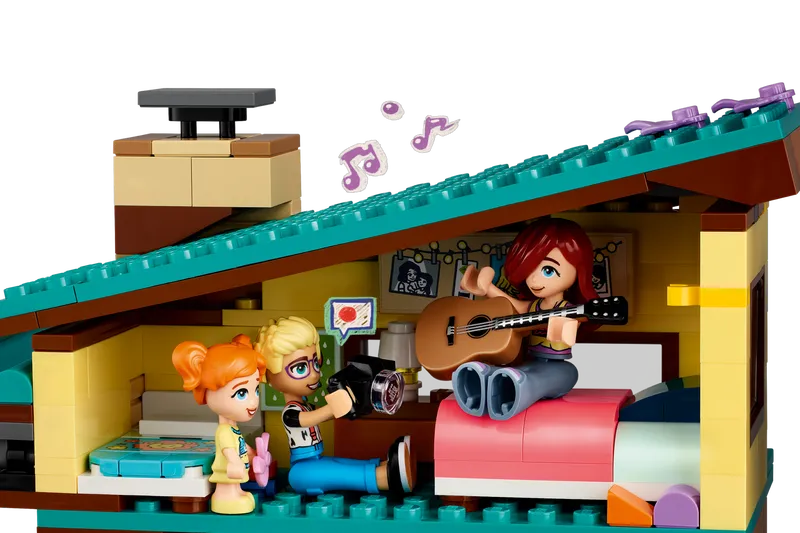 Olly's and Paisley's Family Homes