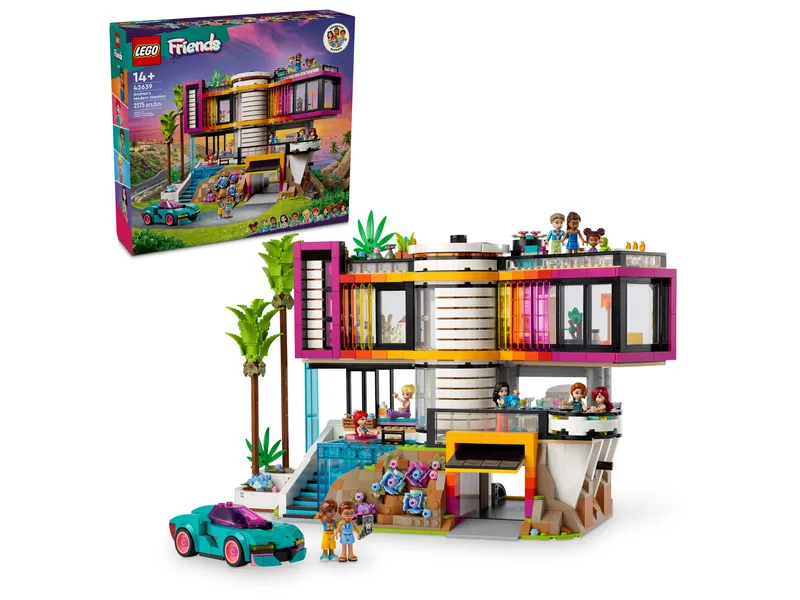 Andrea's Modern Mansion Andrea's Modern Mansion