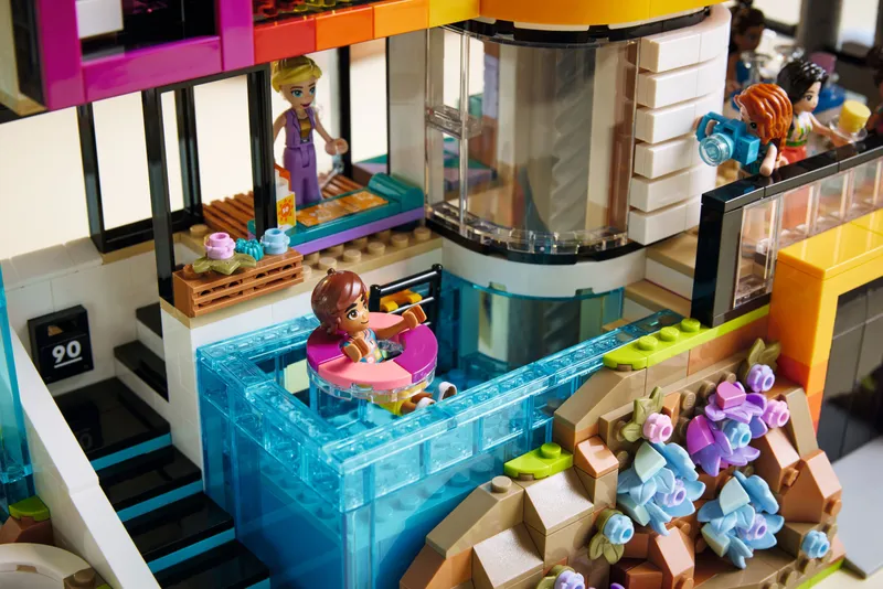 Andrea's Modern Mansion Andrea's Modern Mansion