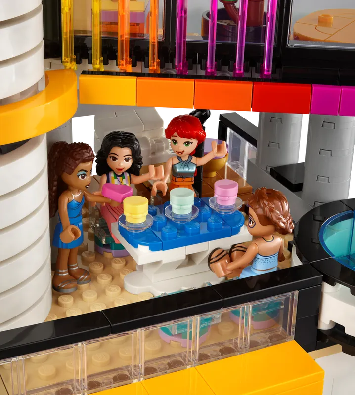 Andrea's Modern Mansion Andrea's Modern Mansion