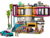 Andrea's Modern Mansion