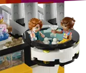 Andrea's Modern Mansion