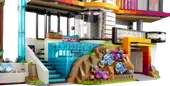 Andrea's Modern Mansion