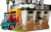 Andrea's Modern Mansion