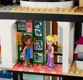 Andrea's Modern Mansion