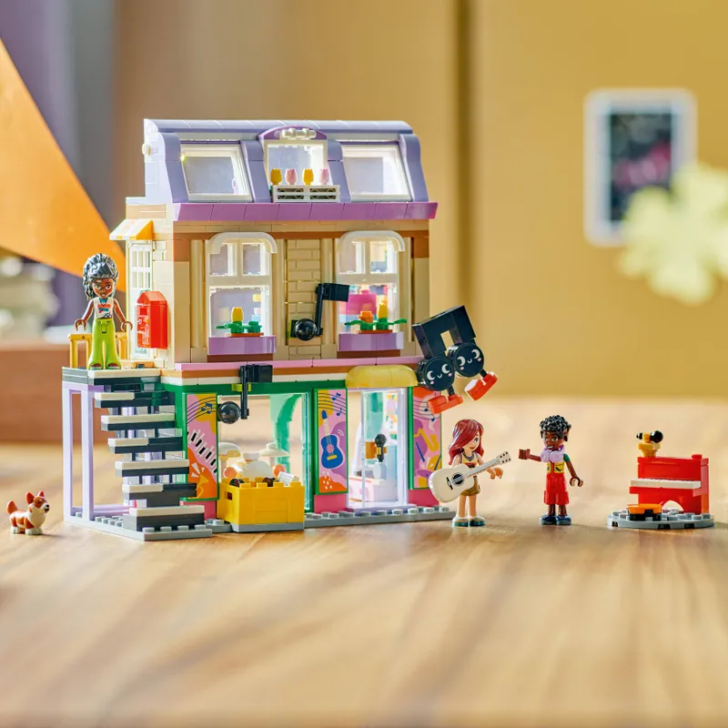 Music Store & Apartment Music Store & Apartment