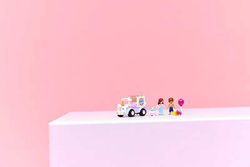 Unicorn Cake Delivery Car