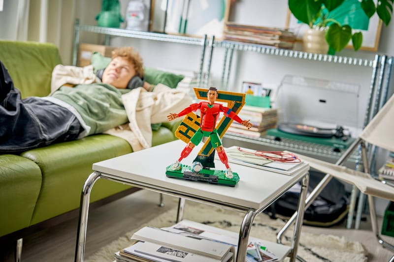 Cristiano Ronaldo – Football Legend