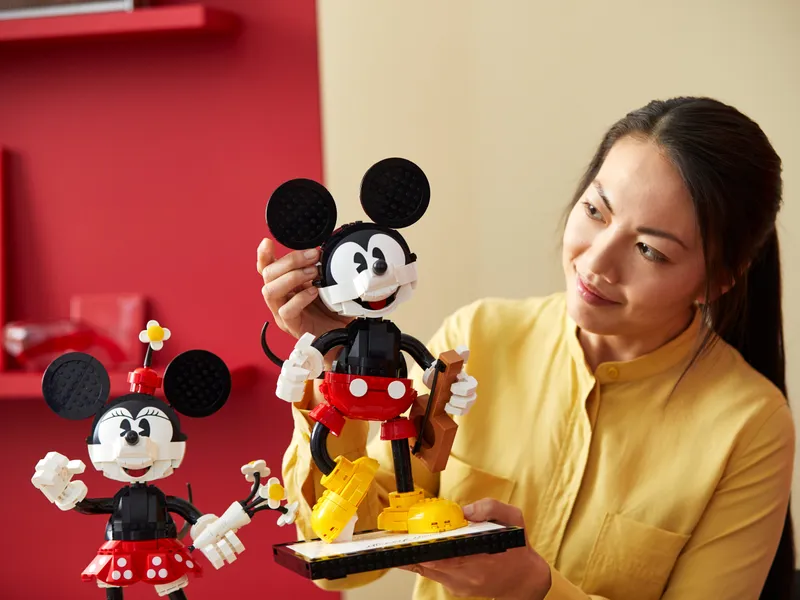 Mickey Mouse & Minnie Mouse Mickey Mouse & Minnie Mouse