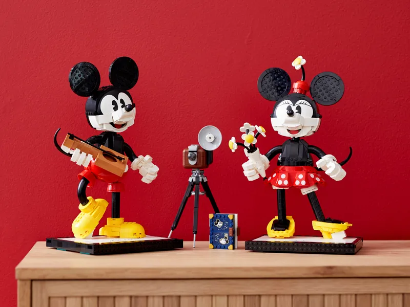 Mickey Mouse & Minnie Mouse Mickey Mouse & Minnie Mouse