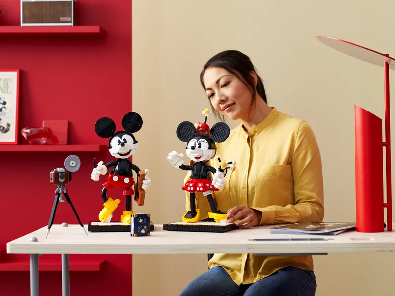 Mickey Mouse & Minnie Mouse Mickey Mouse & Minnie Mouse