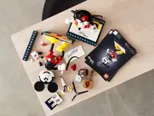 Mickey Mouse & Minnie Mouse