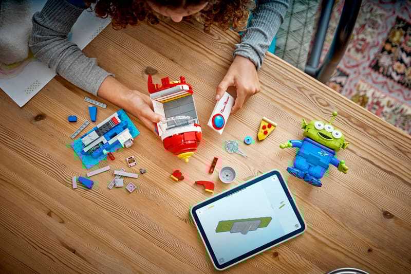 Alien with Pizza Planet Rocket Ride