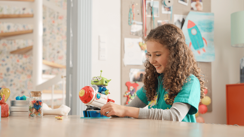 Alien with Pizza Planet Rocket Ride