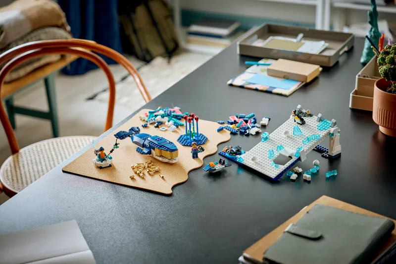 Antarctic Animals Science Kit