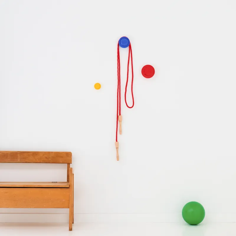 Wall Hanger Set (Red/Blue/Yellow) Wall Hanger Set (Red/Blue/Yellow)